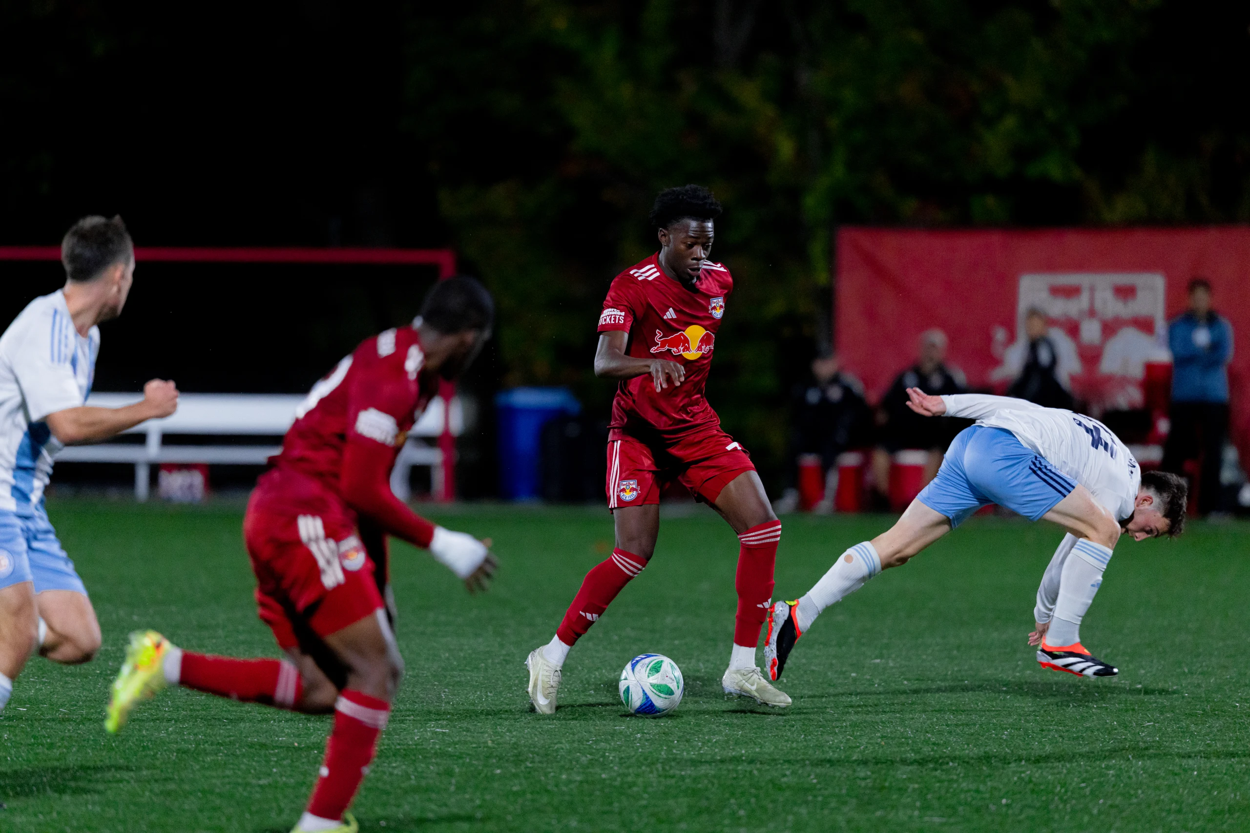 Red Bulls II Claim Eastern Conference Crown with Mitchell's Brace