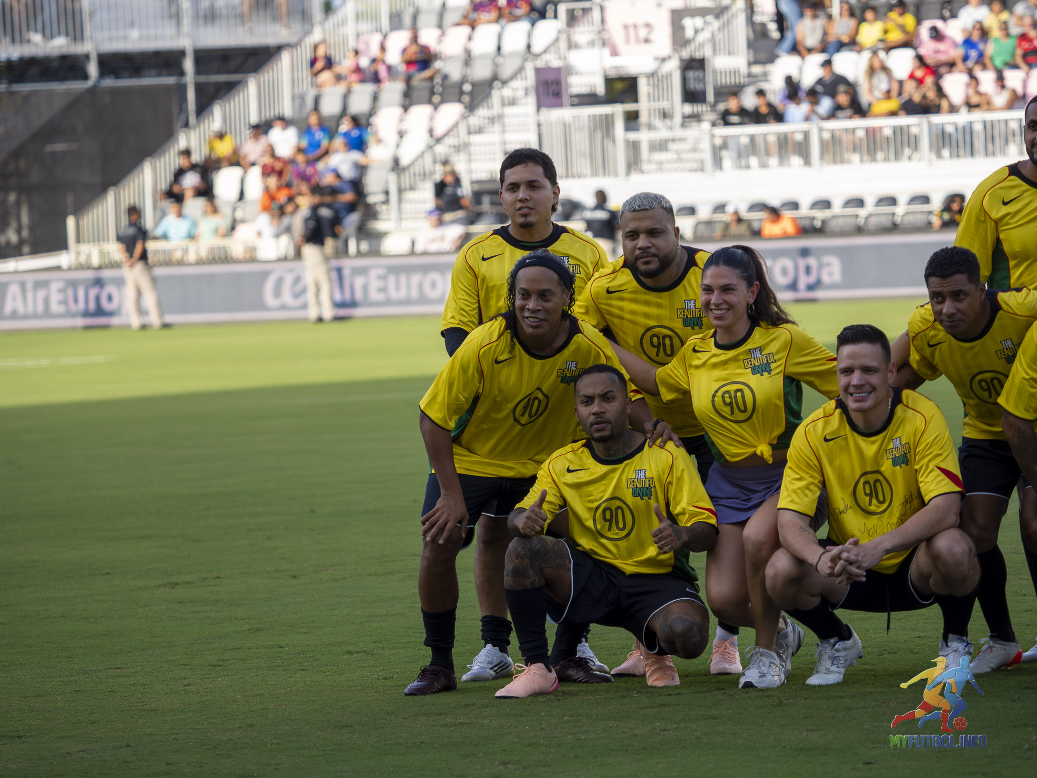 Legends Still Shine: Quaresma&#039;s Trivela Steals the Show at &quot;The Beautiful Game&quot;