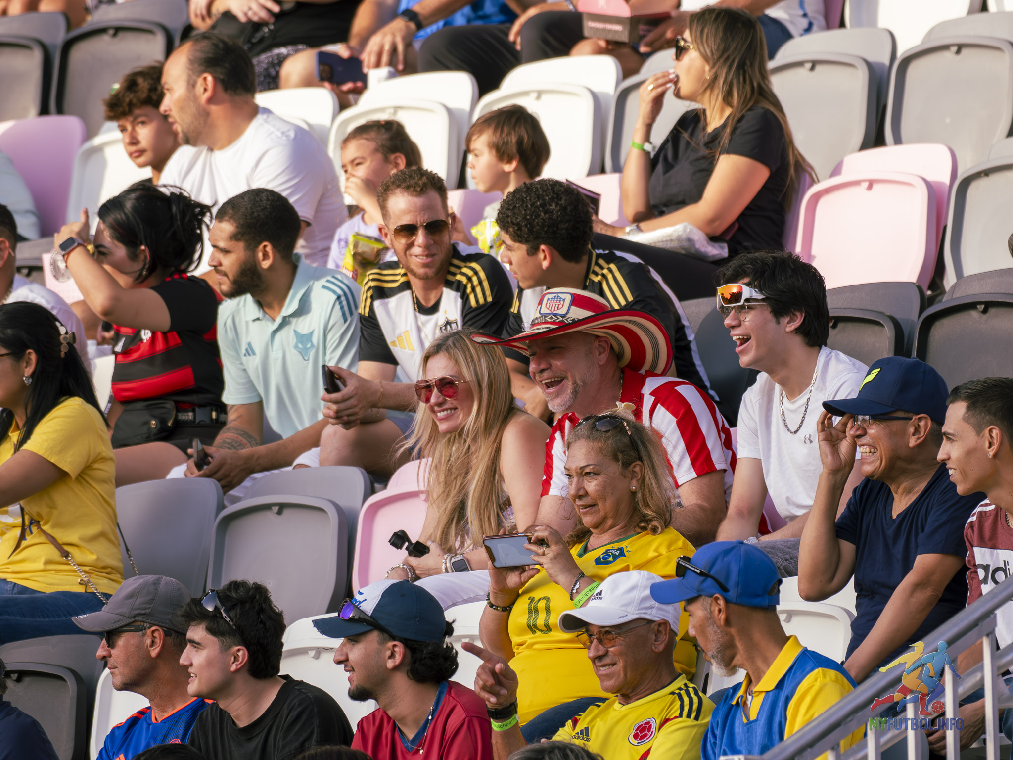 Legends Still Shine: Quaresma&#039;s Trivela Steals the Show at &quot;The Beautiful Game&quot;