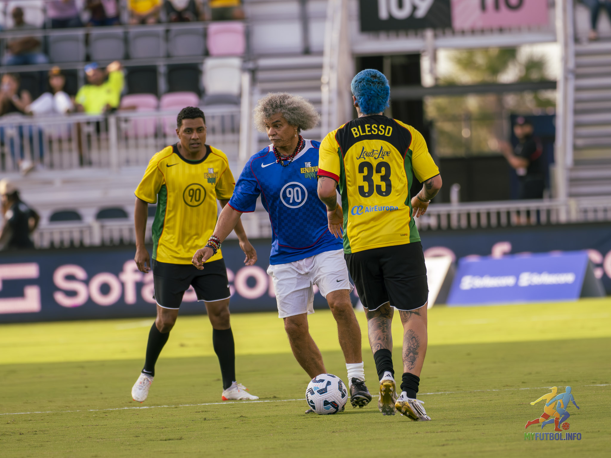 Legends Still Shine: Quaresma&#039;s Trivela Steals the Show at &quot;The Beautiful Game&quot;