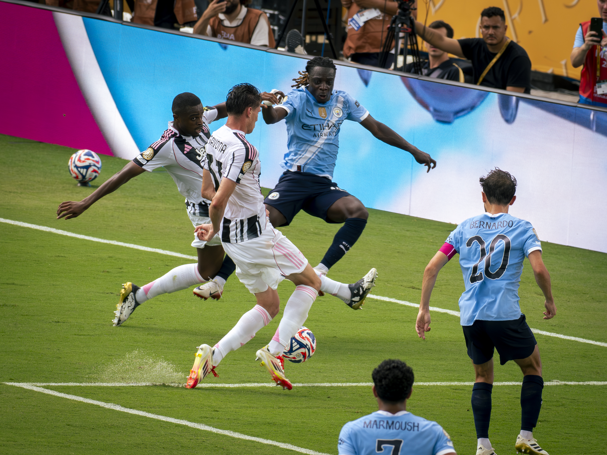 Manchester City Returns to Orlando, Dominates Juventus 5-2 at Camping World Stadium